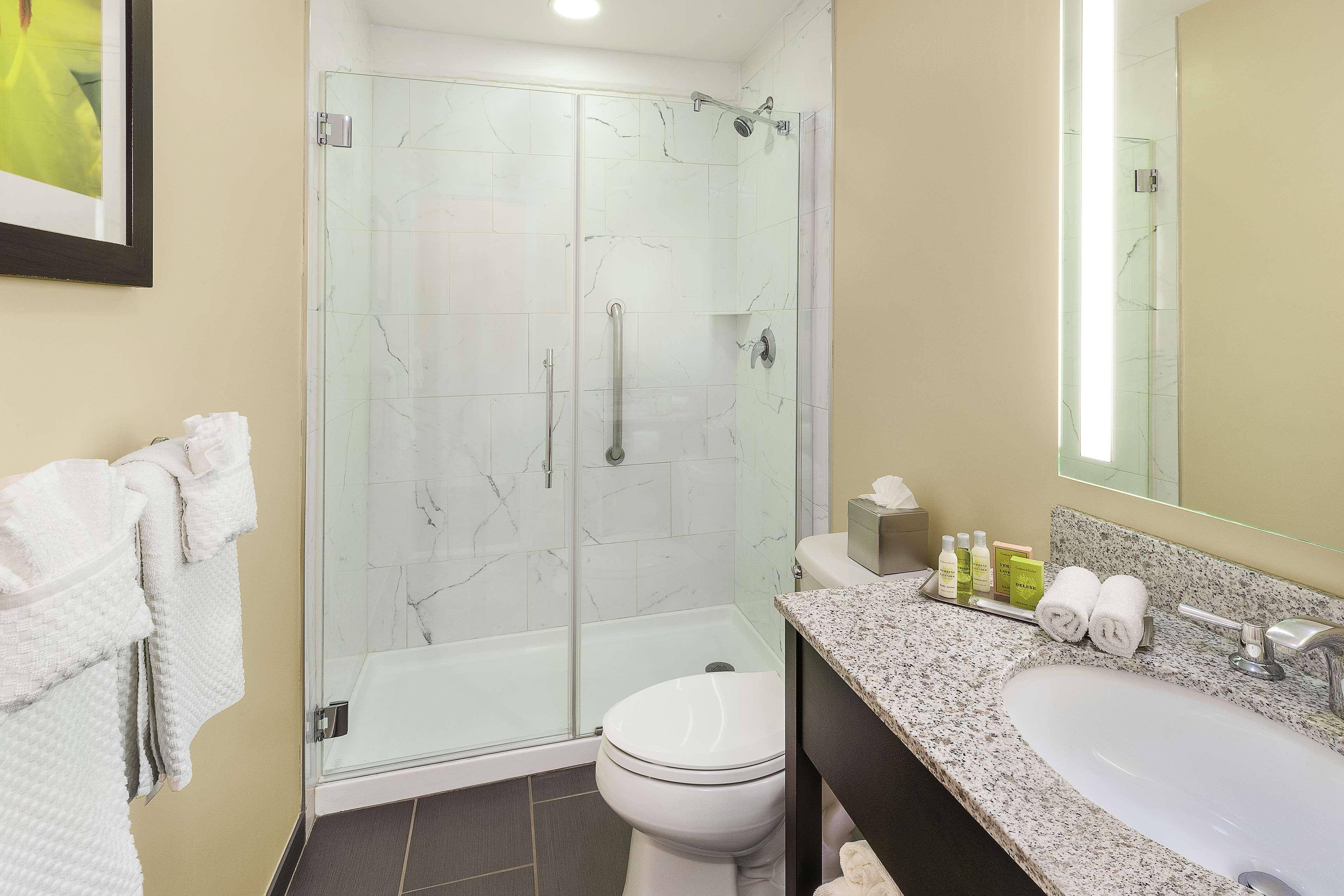 Doubletree By Hilton Cape Cod - Hyannis Otel Dış mekan fotoğraf