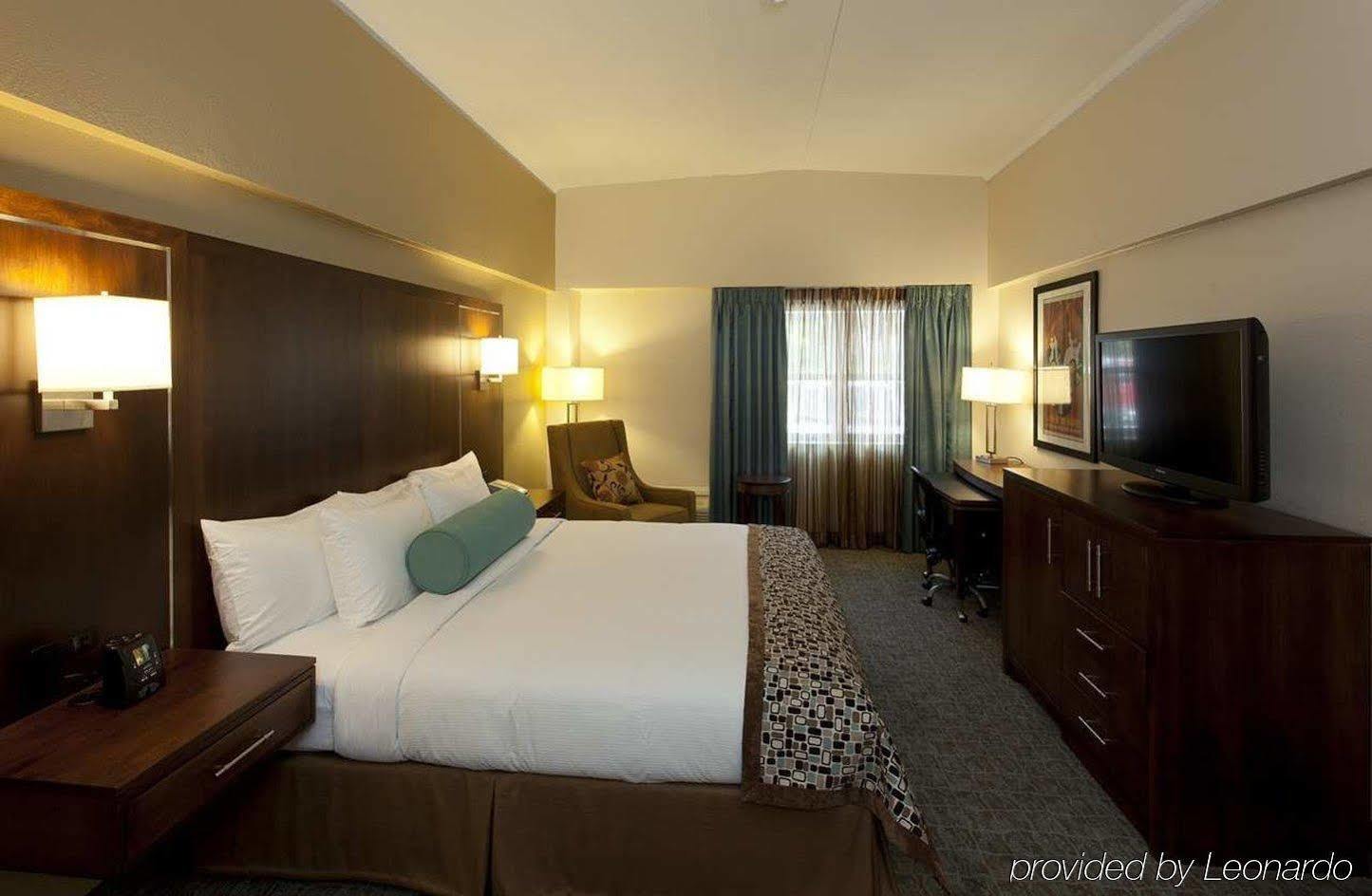 Doubletree By Hilton Cape Cod - Hyannis Otel Dış mekan fotoğraf